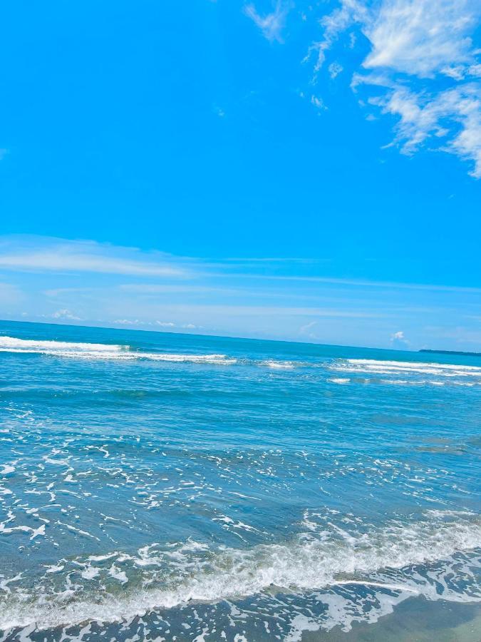 Villa Whispering Wisdom Cahuita Esterno foto